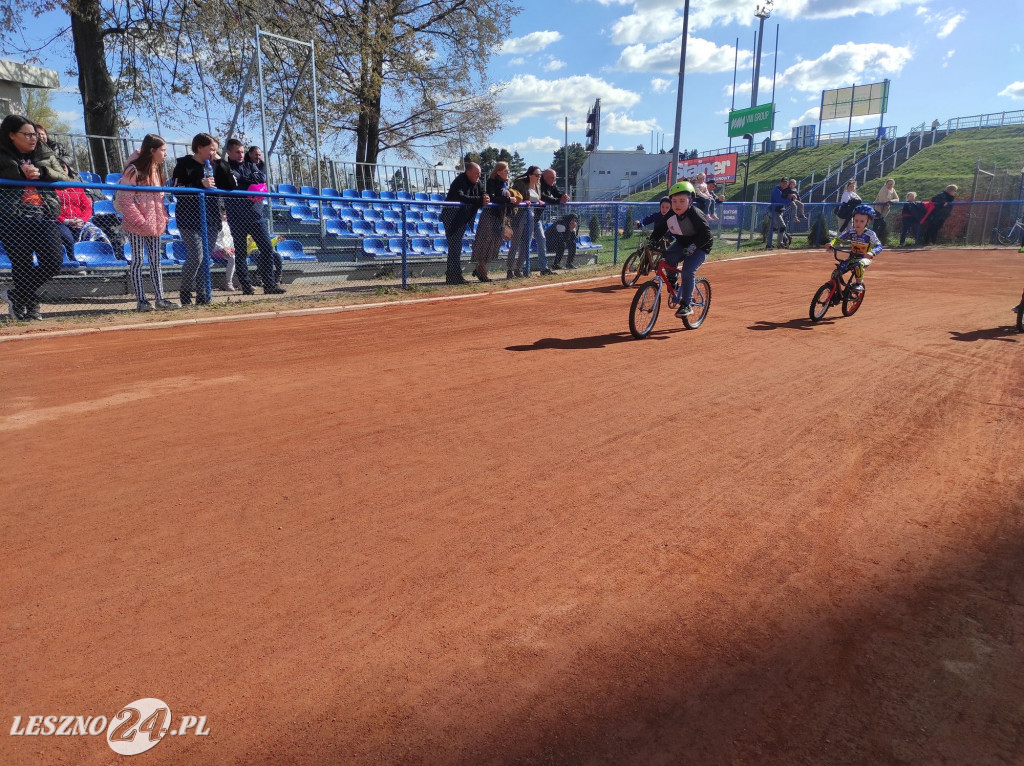 Speedway junior na torze Szawera