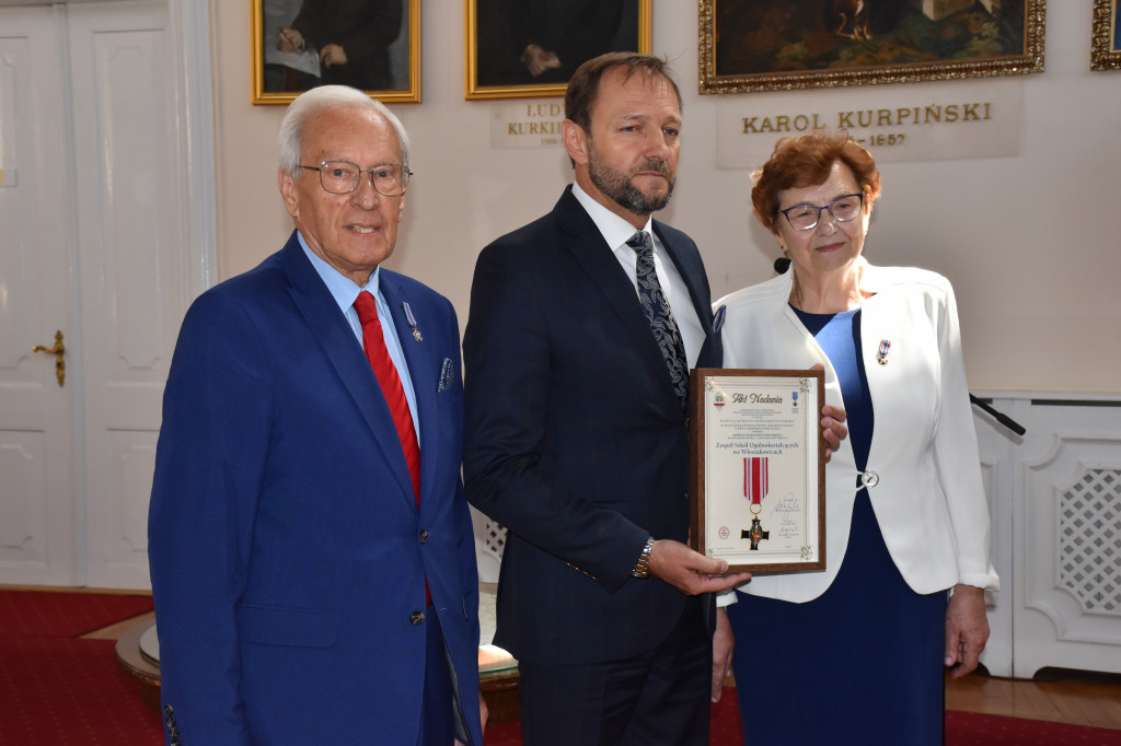 Kombatancki Krzyż Pamięci dla ZSO we Włoszakowicach
