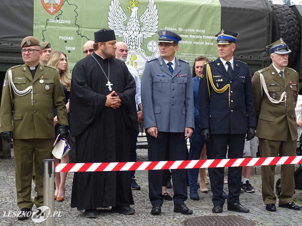 Przysięga WOT na Rynku w Lesznie