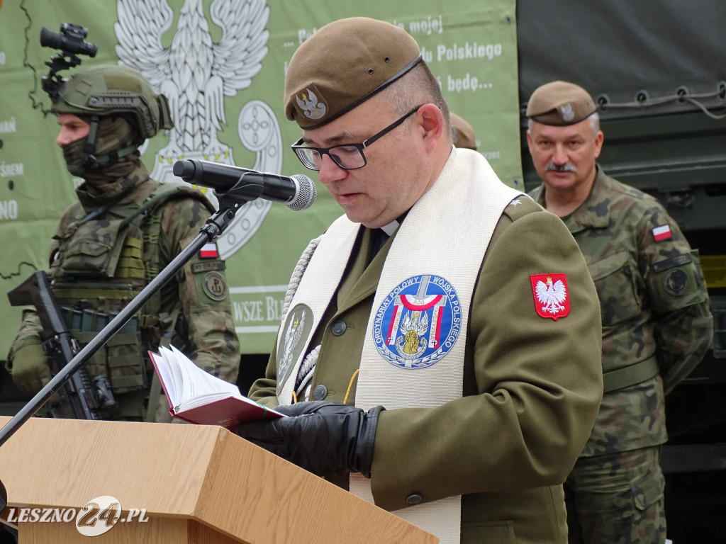 Przysięga WOT na Rynku w Lesznie