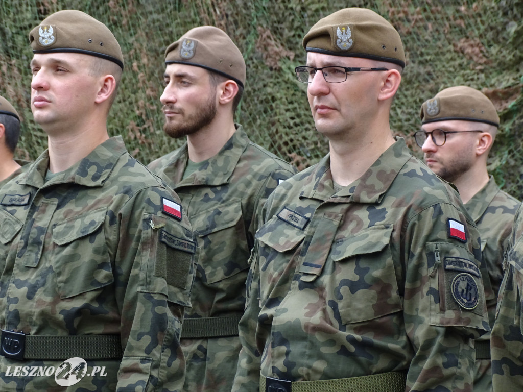 Przysięga WOT na Rynku w Lesznie