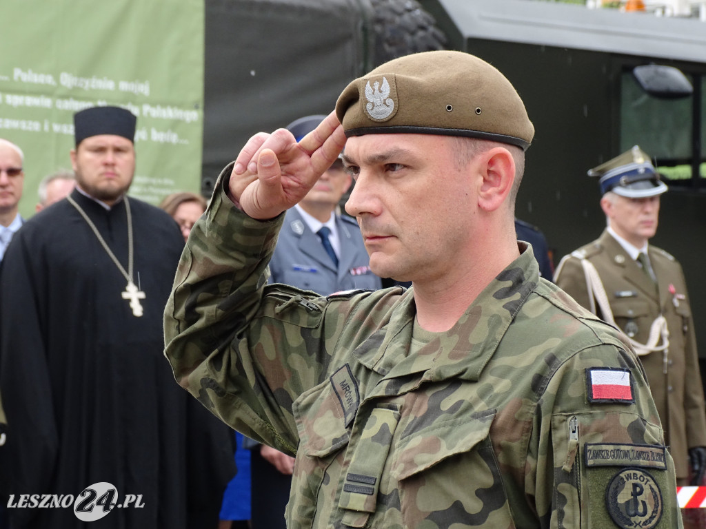 Przysięga WOT na Rynku w Lesznie