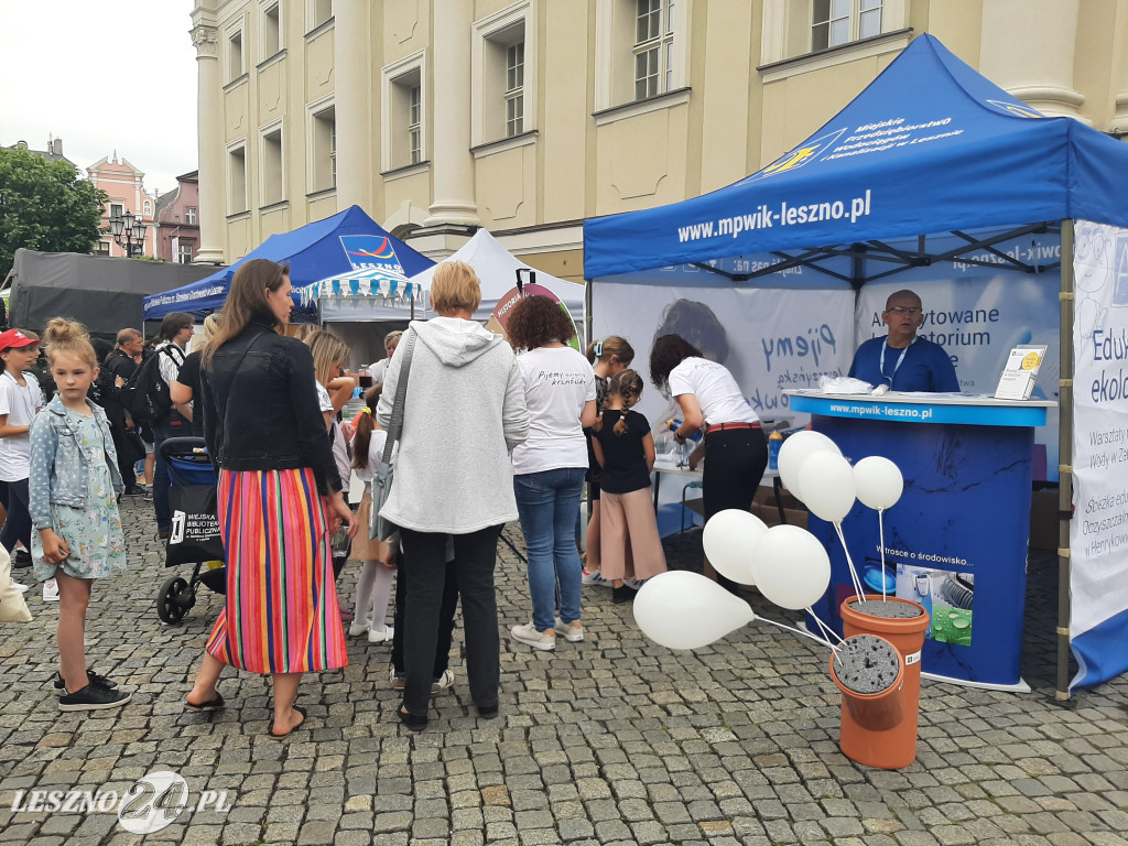 Przysięga WOT na Rynku w Lesznie