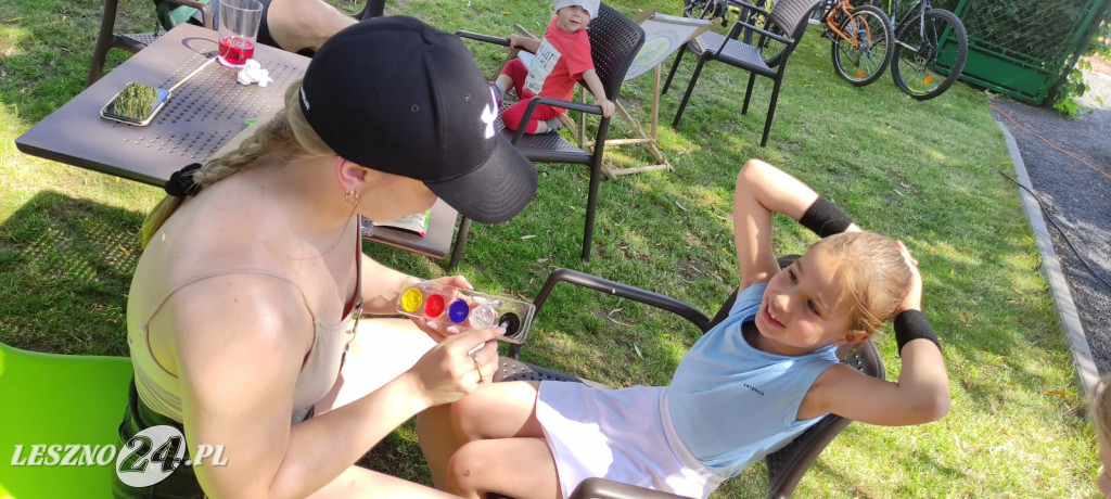 Piknik tenisowy przy Ćwiczni