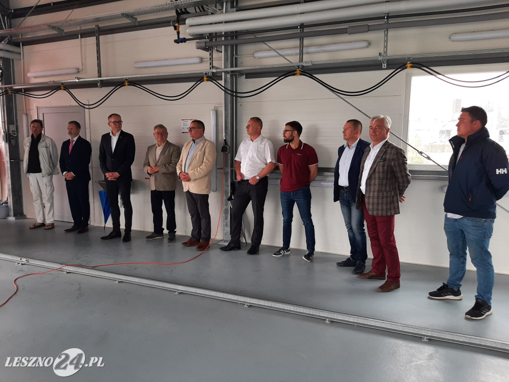 Myjnia autobusowa w Lesznie