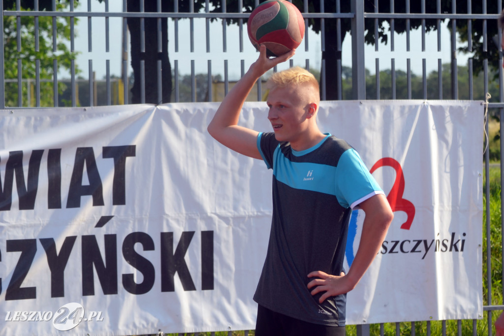 Zagrali dla Emilki