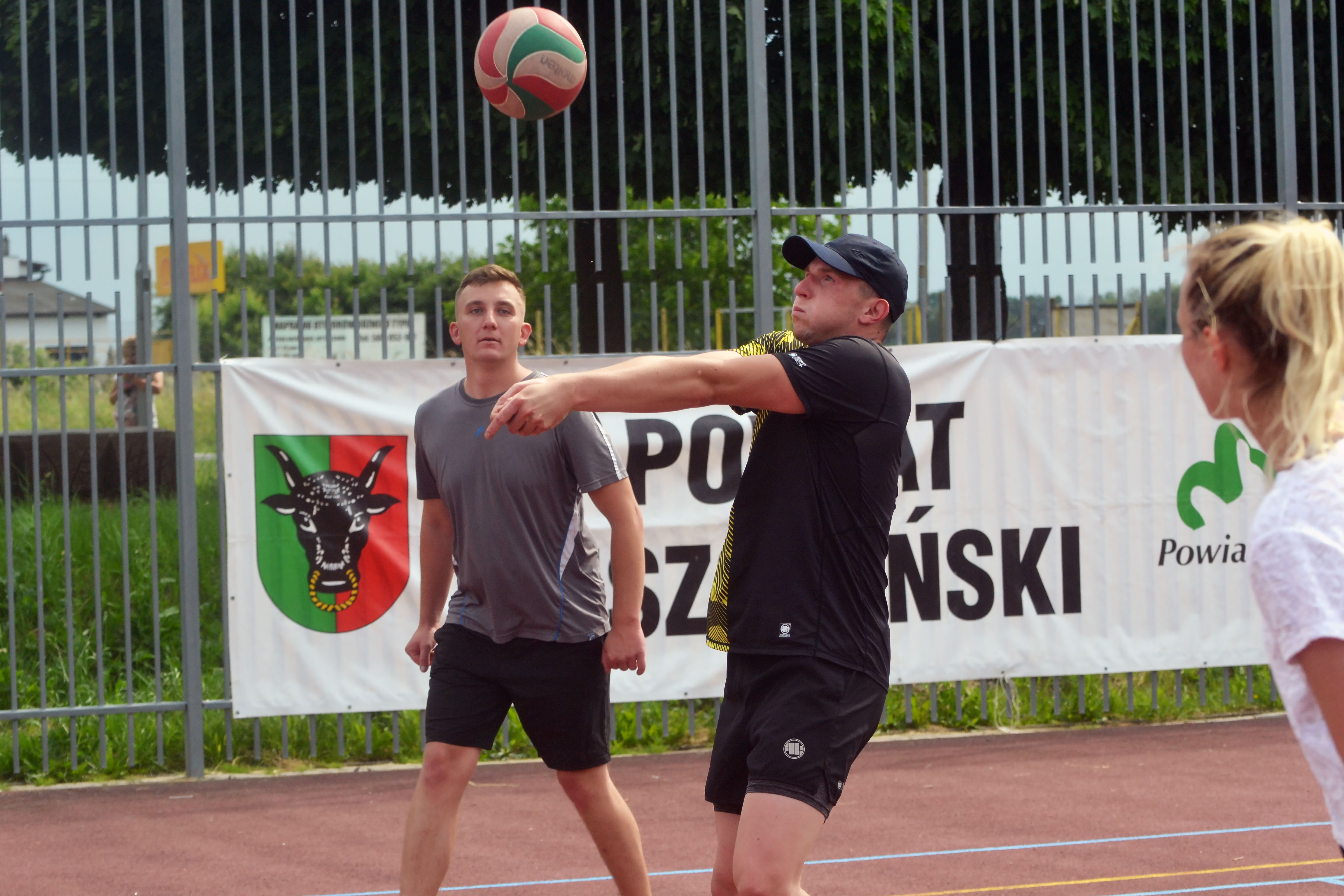 Zagrali dla Emilki
