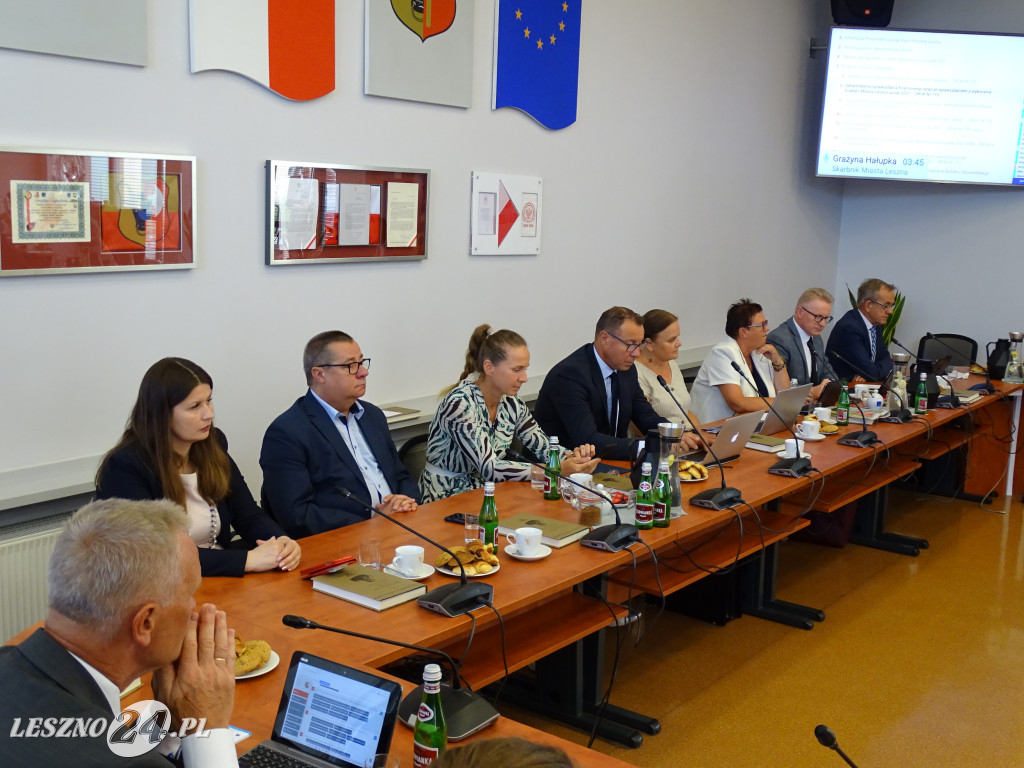 Sesja absolutoryjna w Lesznie 2022