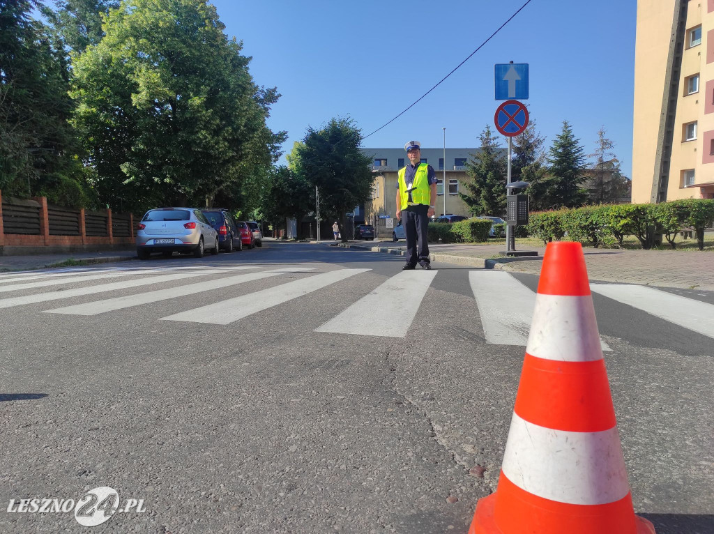 Pieszy zginął po potrąceniu przez auto
