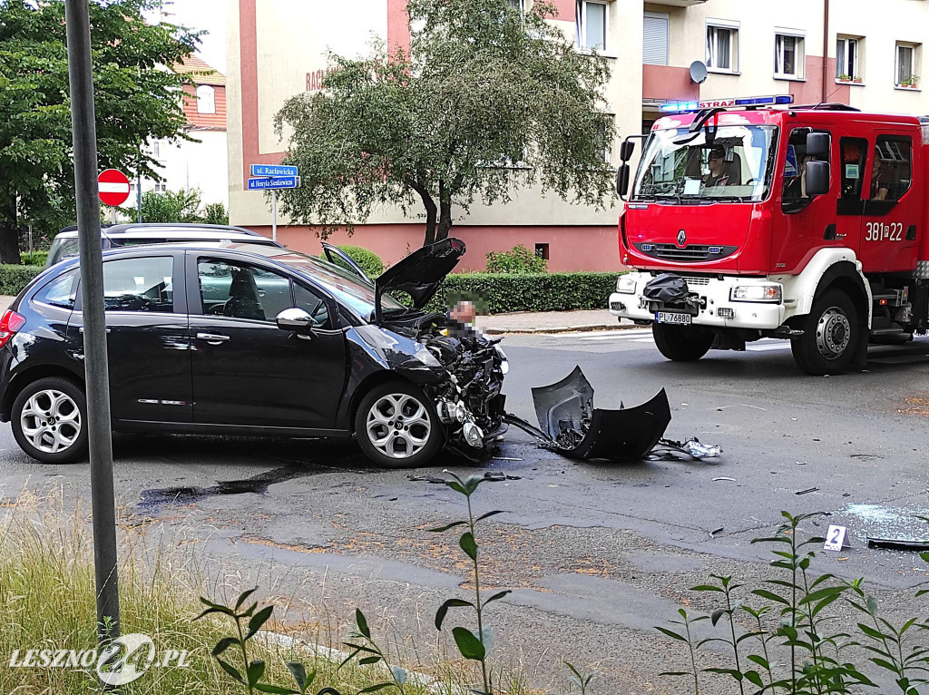 Zderzenie dwóch aut na ul. Racławickiej
