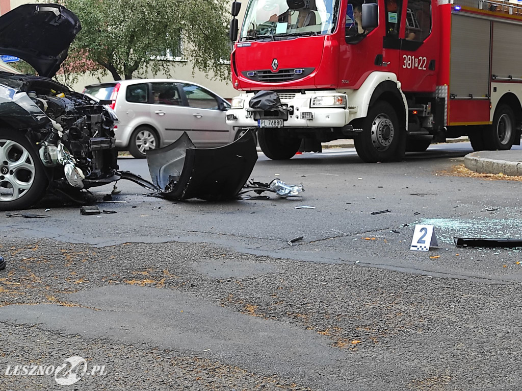 Zderzenie dwóch aut na ul. Racławickiej