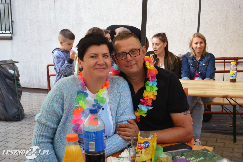 Bawili się na hawajskiej plaży