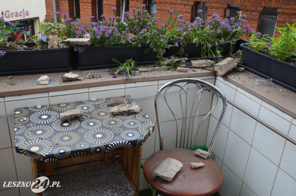 Niebezpieczny balkon przy ul. Leszczyńskich