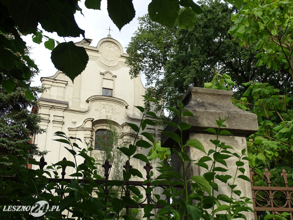 Klasztor Franciszkanów w Osiecznej