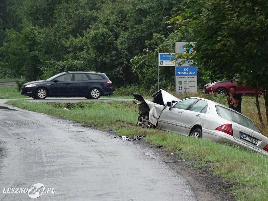 Wypadek na trasie Leszno-Góra