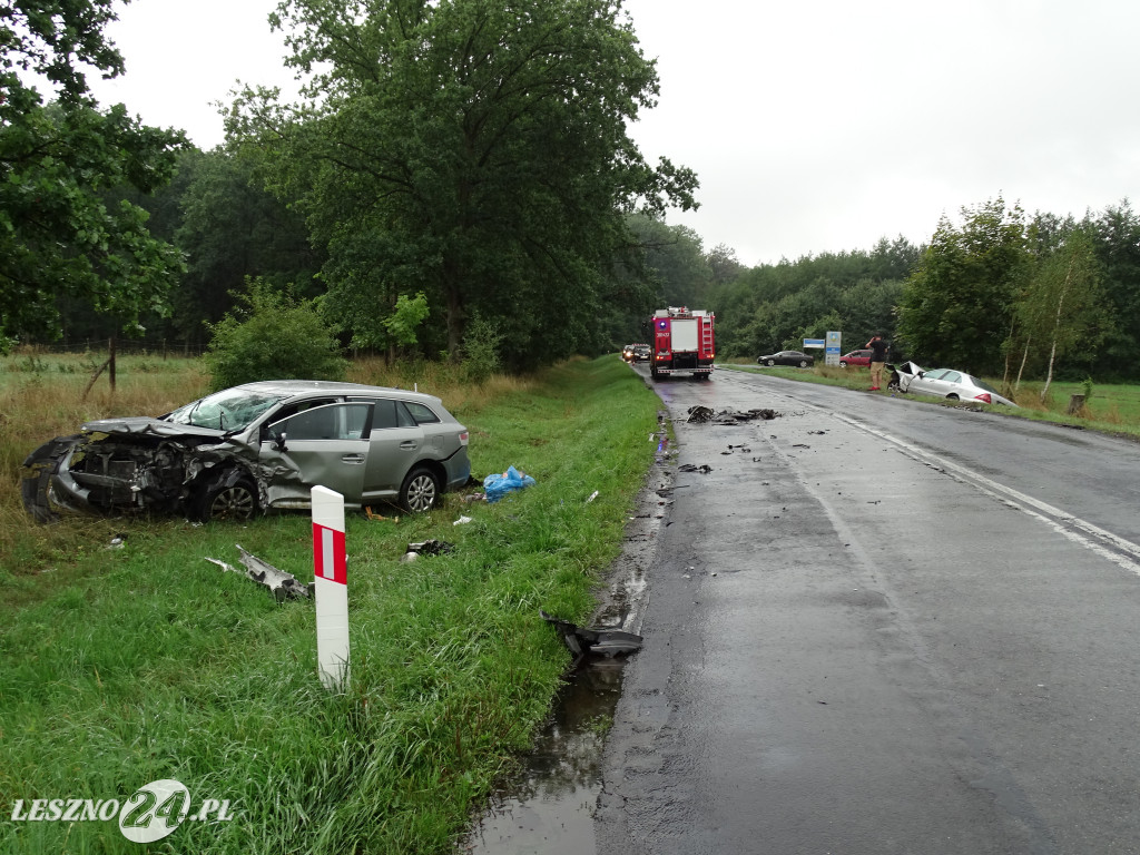 Wypadek na trasie Leszno-Góra