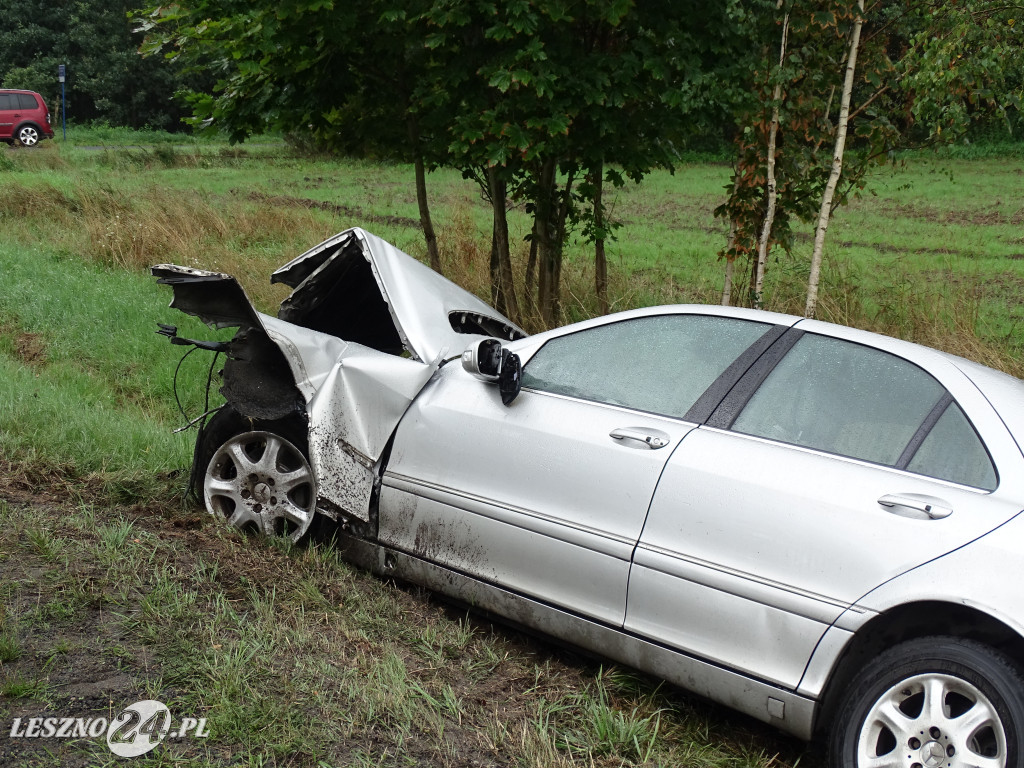 Wypadek na trasie Leszno-Góra