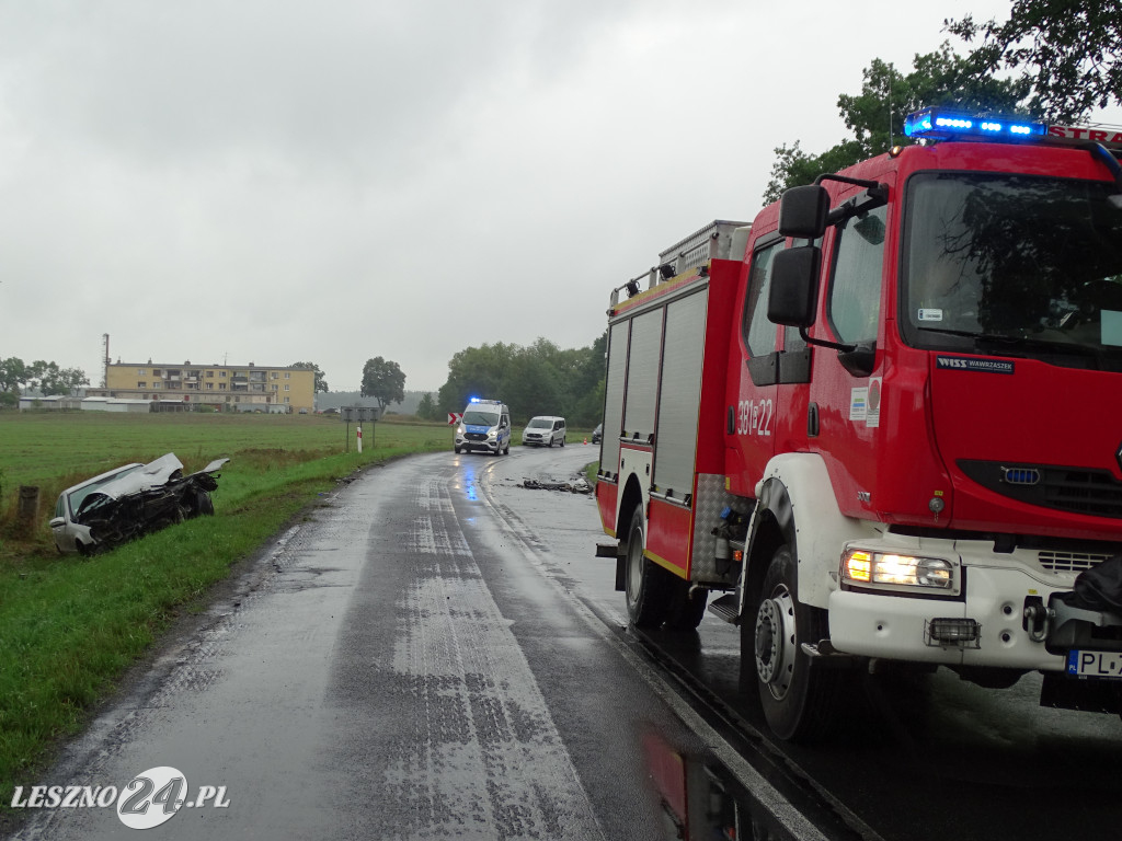 Wypadek na trasie Leszno-Góra