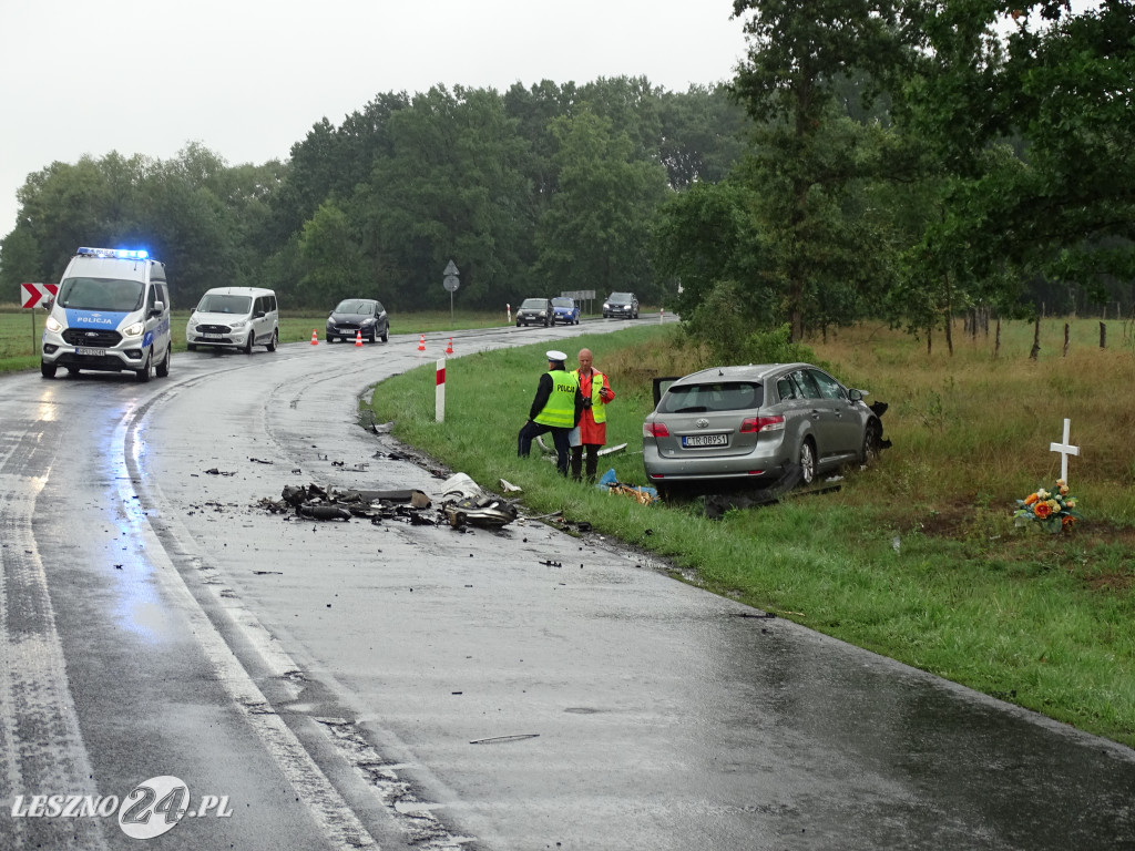 Wypadek na trasie Leszno-Góra