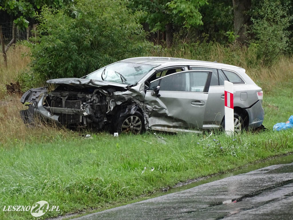 Wypadek na trasie Leszno-Góra