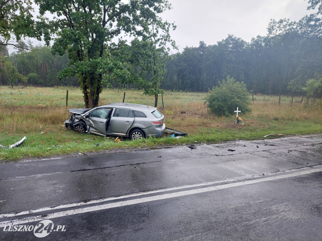 Wypadek na trasie Leszno-Góra