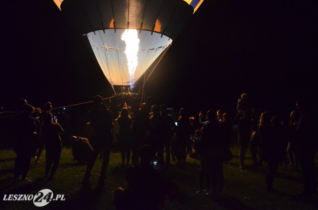 Nocny pokaz balonów 2022