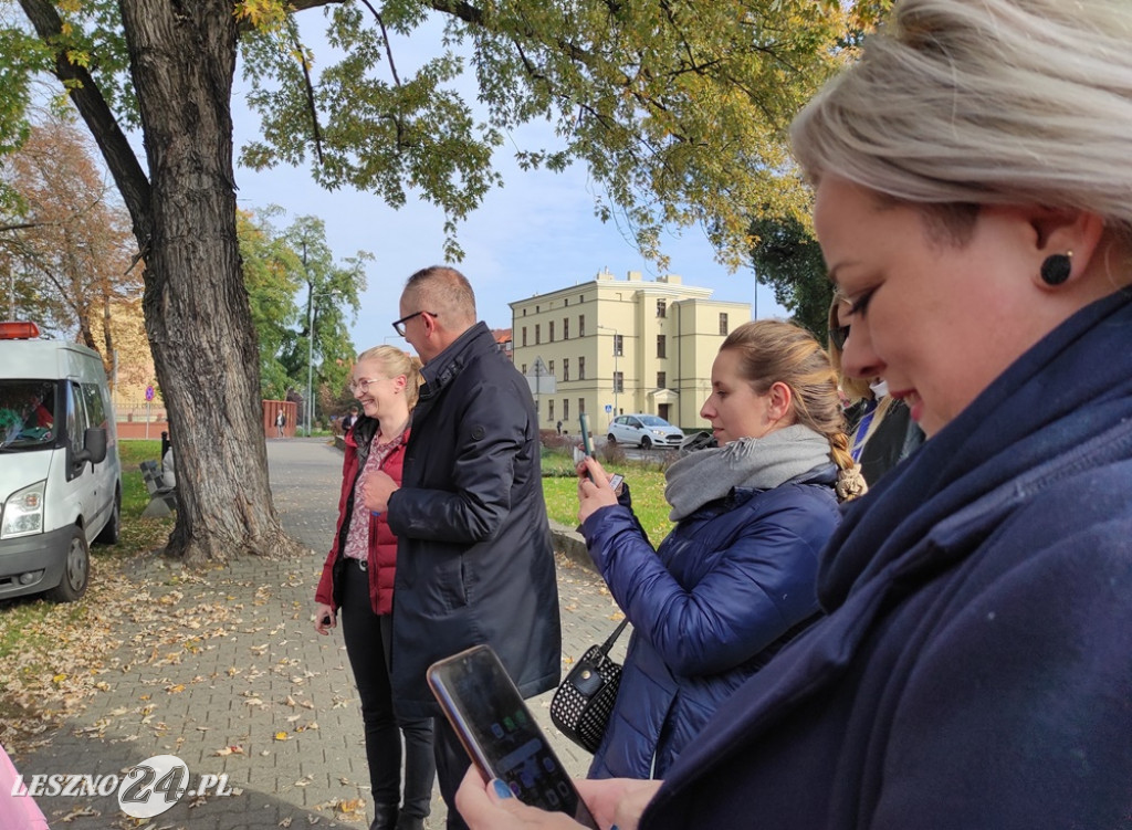 Sadzenie żonkili na Polu Nadziei