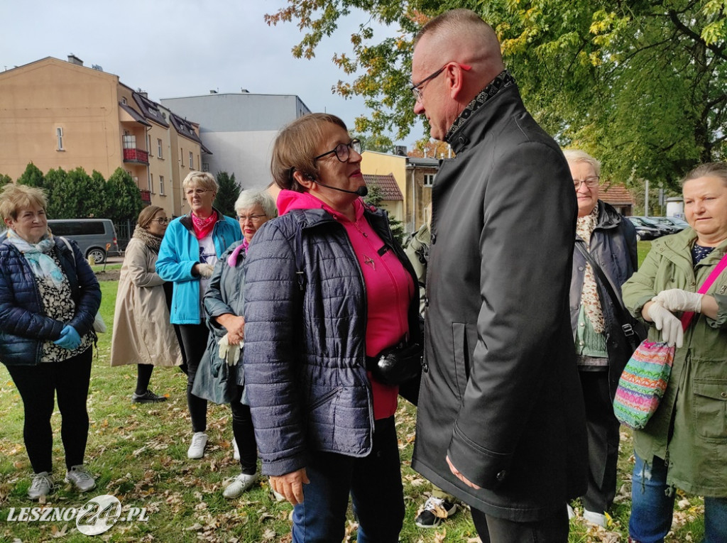 Sadzenie żonkili na Polu Nadziei