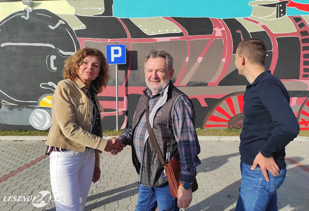 Ostatnie szlify przy muralu