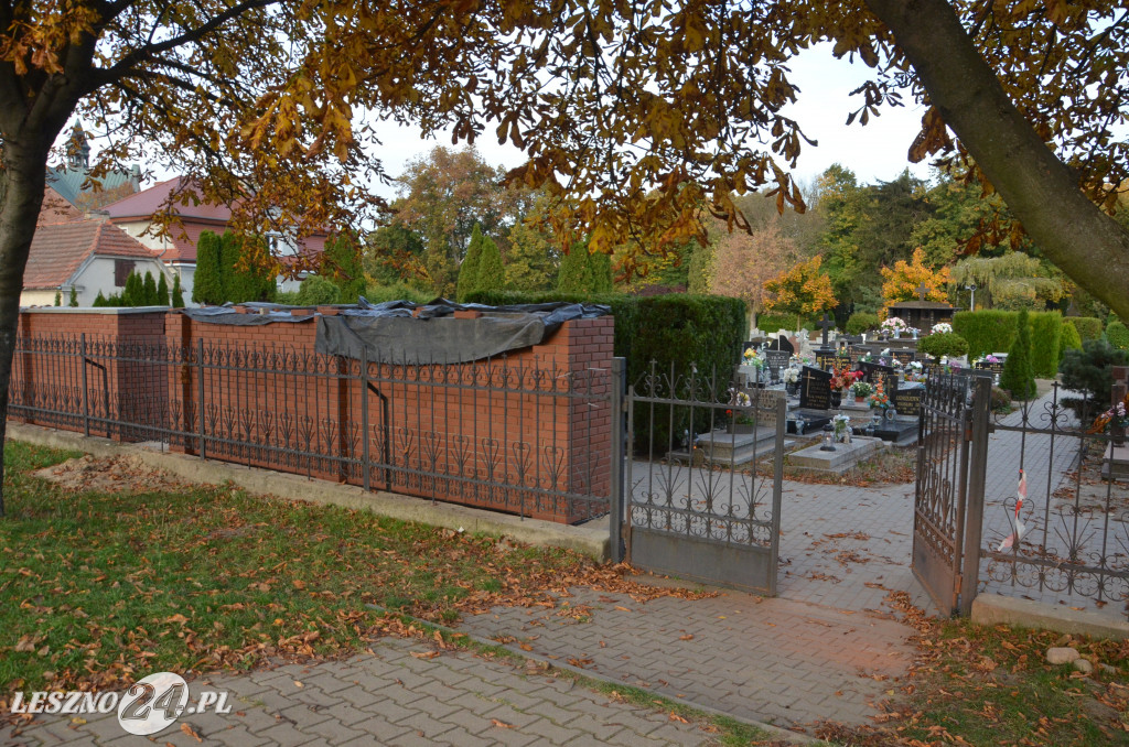 Nowe kolumbaria na Cmentarzu Parafialnym