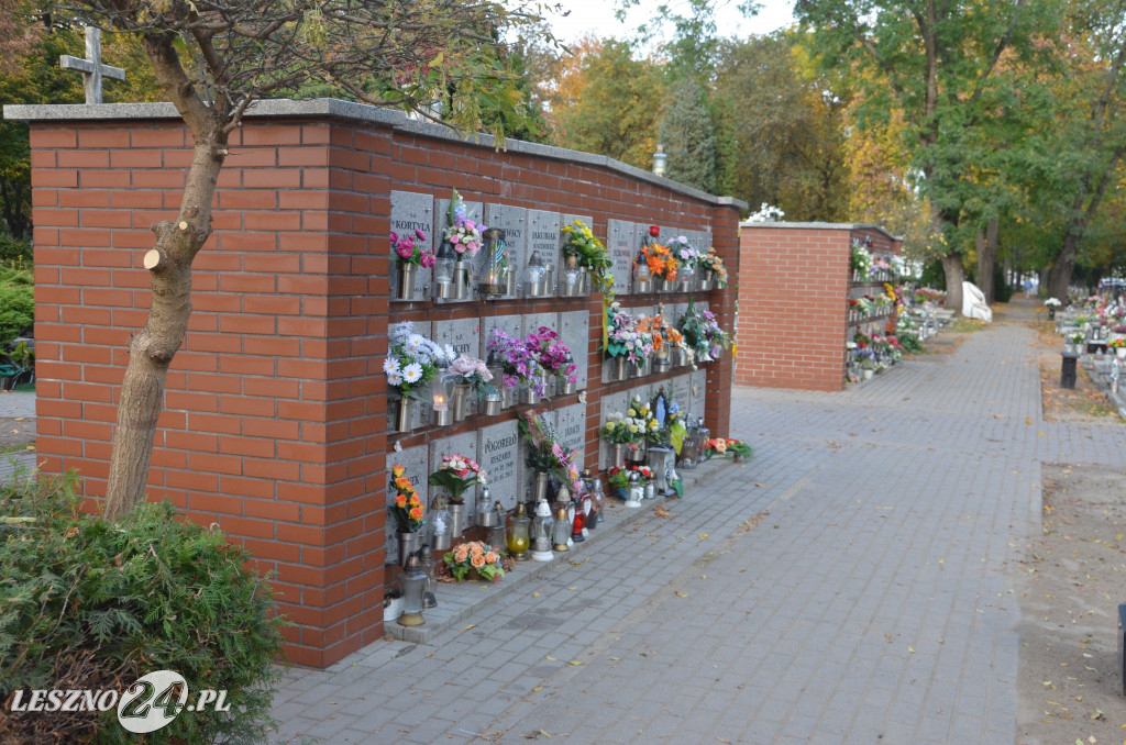 Nowe kolumbaria na Cmentarzu Parafialnym