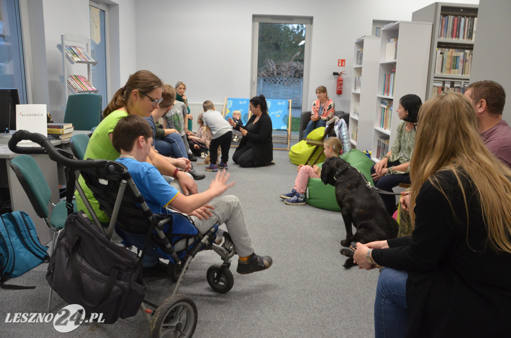 Dogoterapia w bibliotece