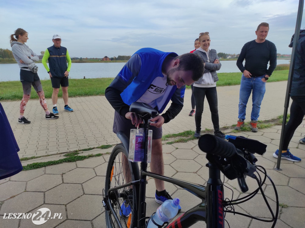 10 maratonów dla Madzi
