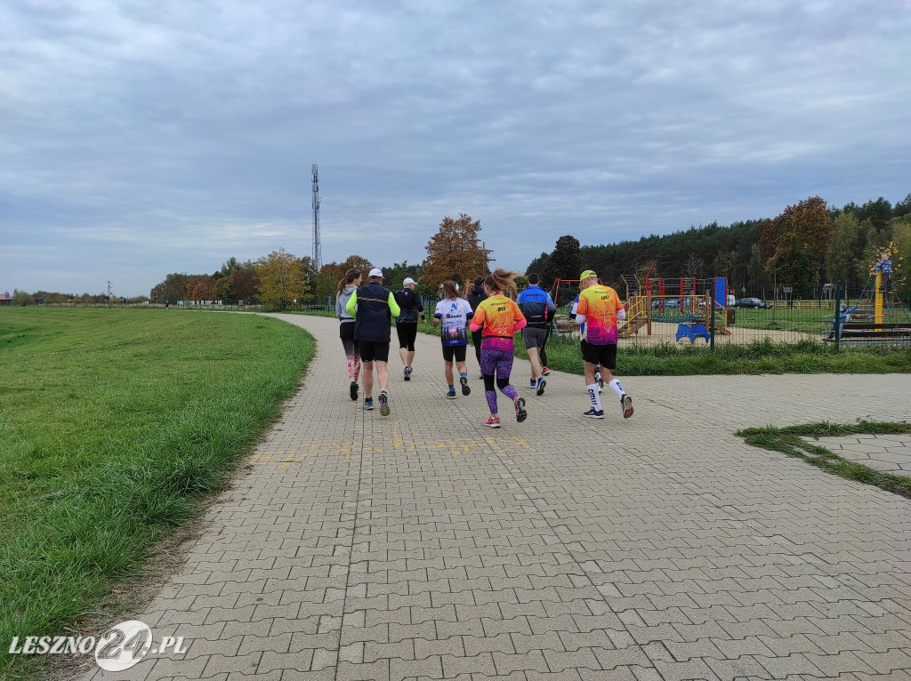 10 maratonów dla Madzi