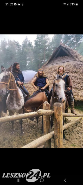 Apolinarski Group na planie 