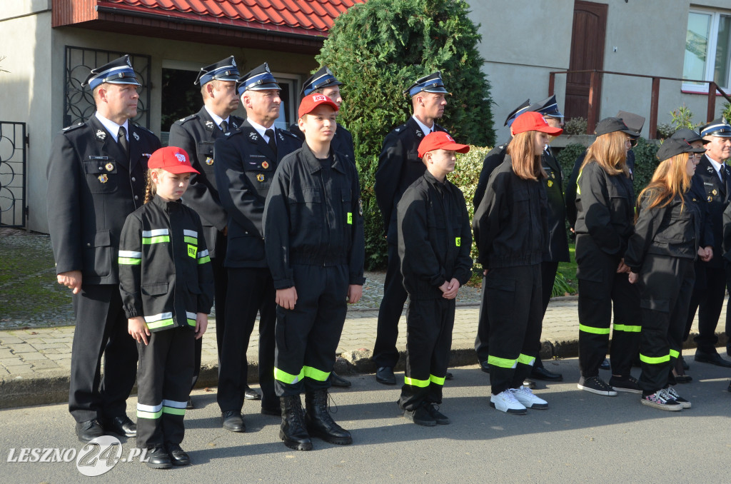 Młodzi strażacy odebrali promesy