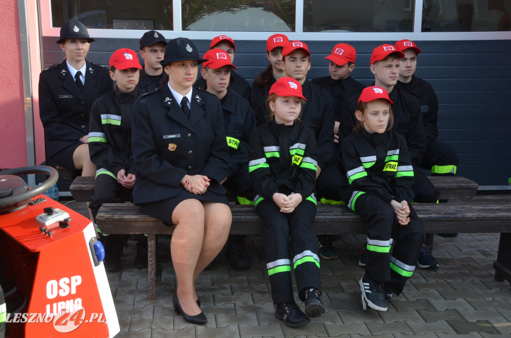 Młodzi strażacy odebrali promesy