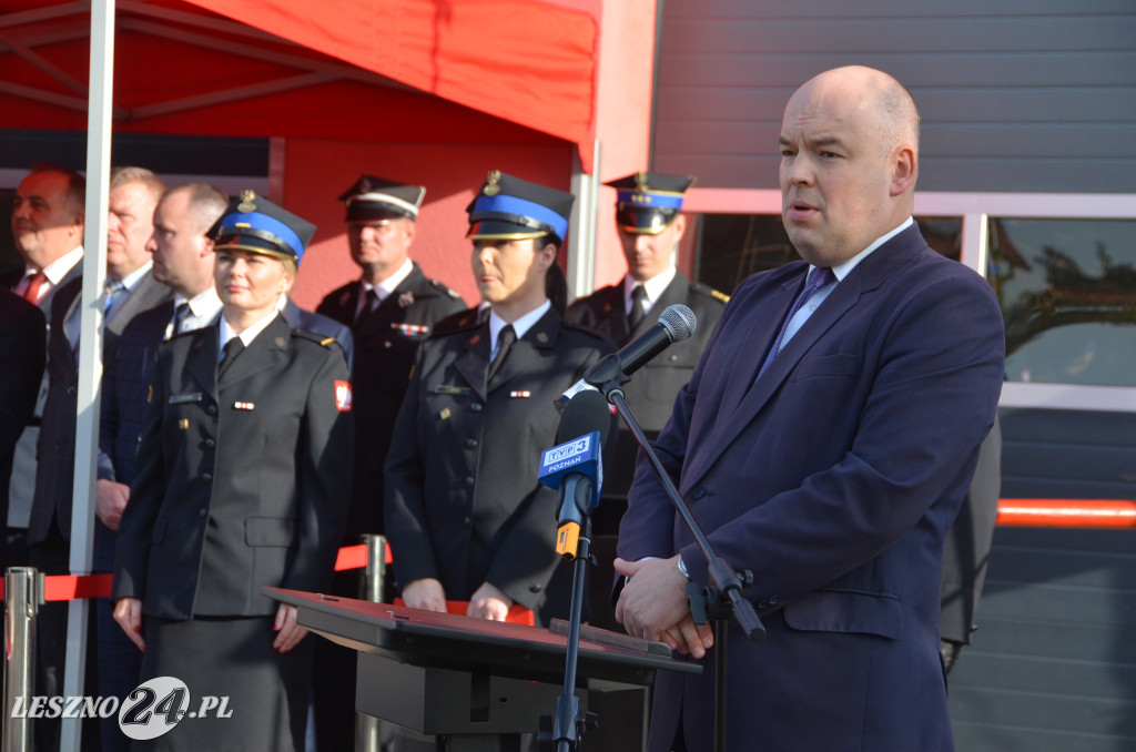 Młodzi strażacy odebrali promesy