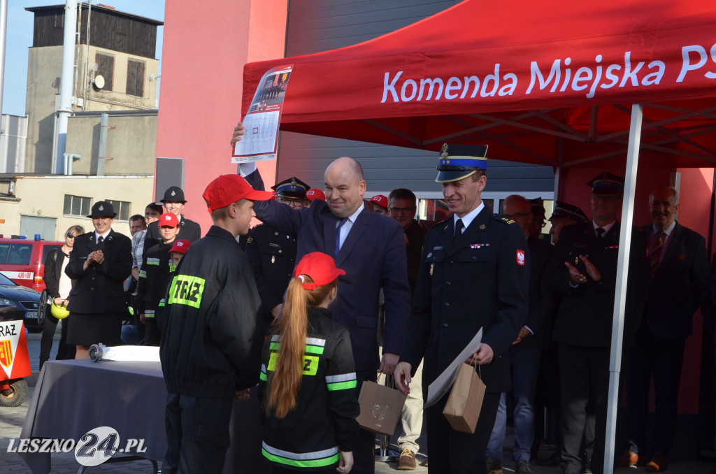 Młodzi strażacy odebrali promesy