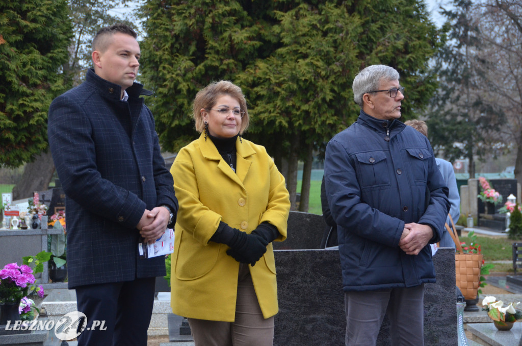 Odsłonięcie pomnika powstańców w Oporowie
