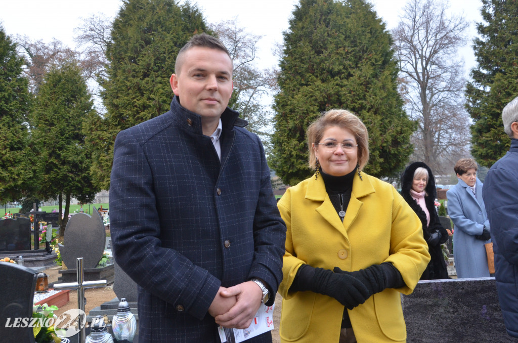 Odsłonięcie pomnika powstańców w Oporowie