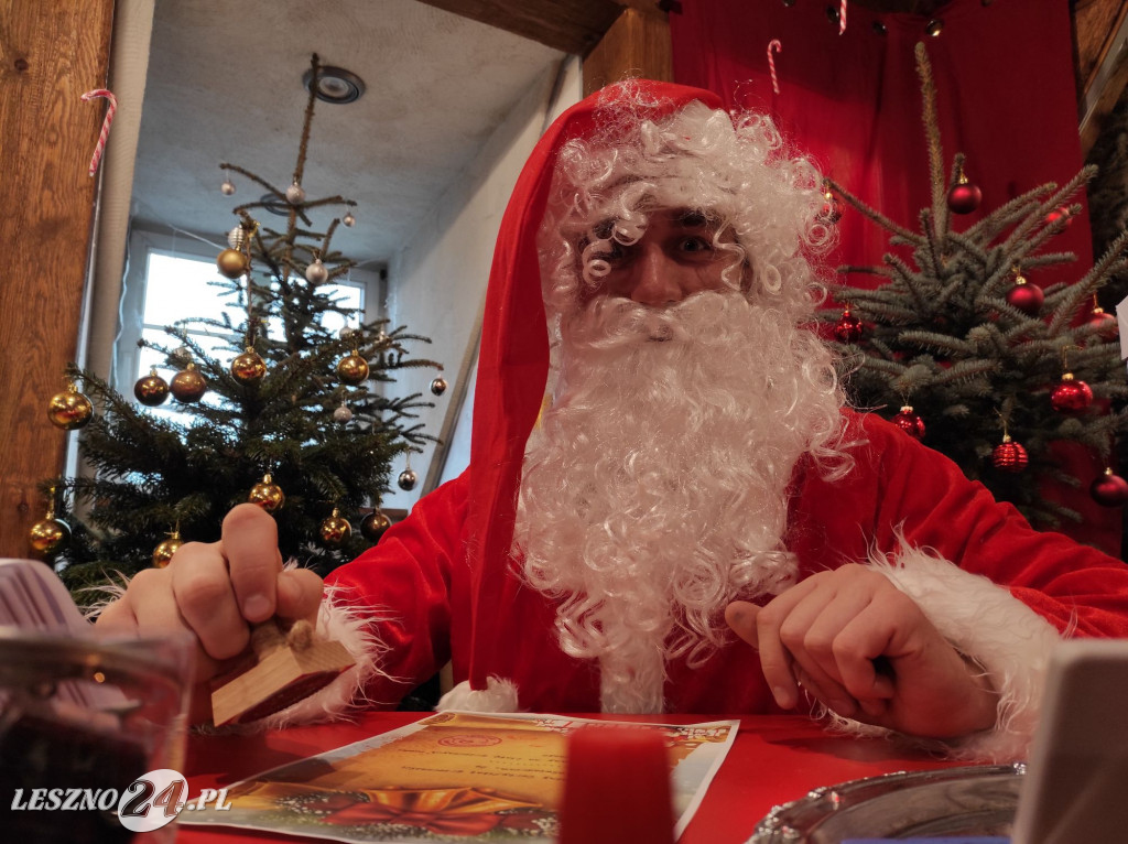 Chatka św. Mikołaja jest w Lesznie