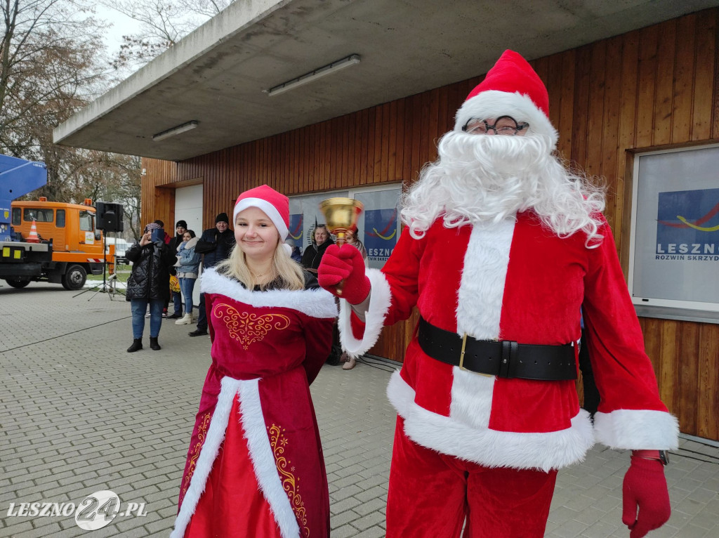 Strojenie choinki w Lesznie