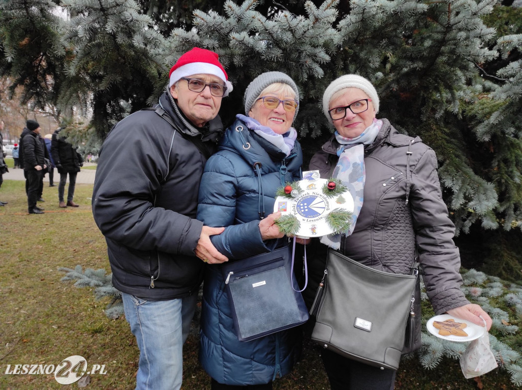 Strojenie choinki w Lesznie