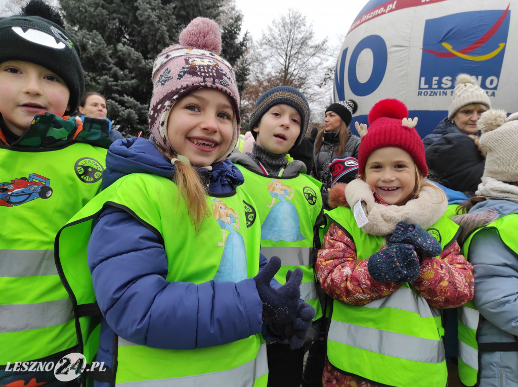 Strojenie choinki w Lesznie
