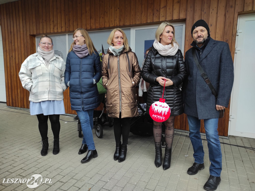 Strojenie choinki w Lesznie