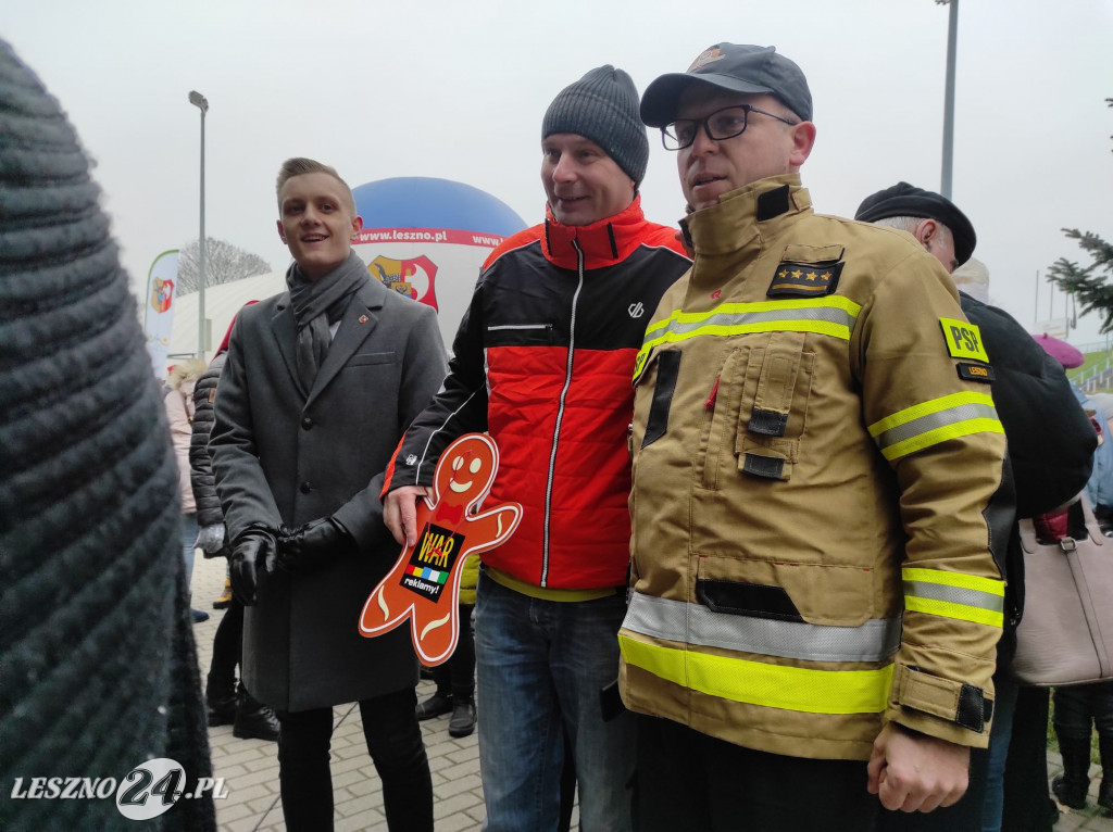 Strojenie choinki w Lesznie