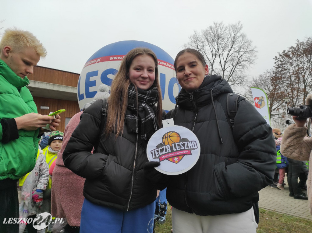 Strojenie choinki w Lesznie