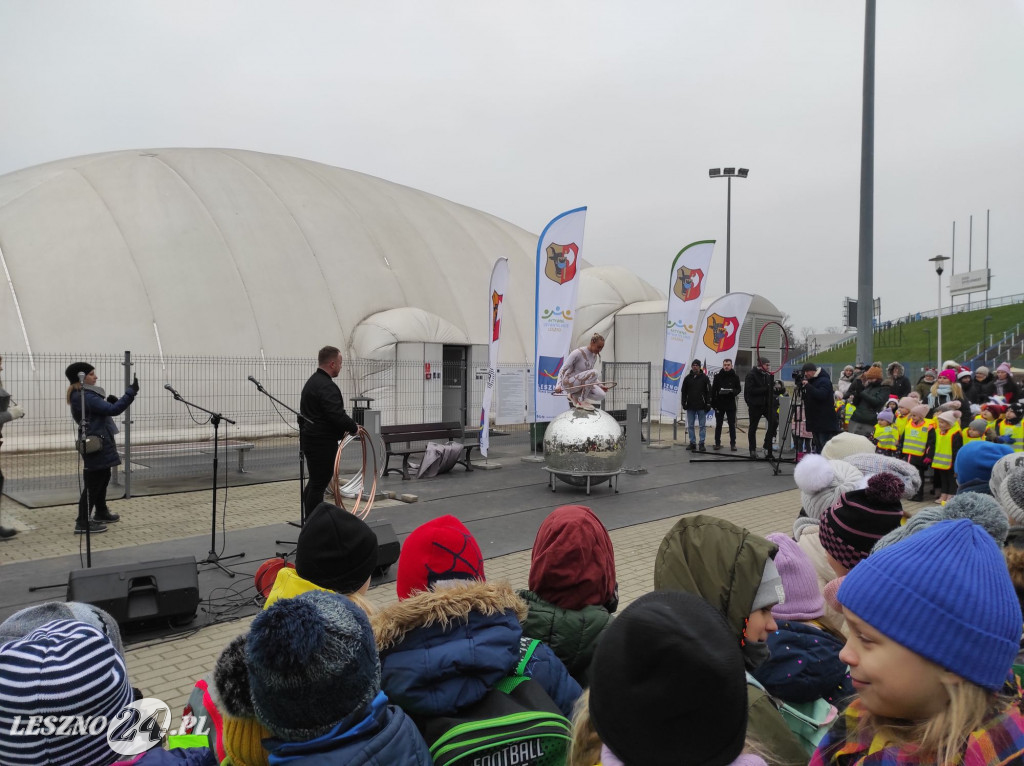 Strojenie choinki w Lesznie