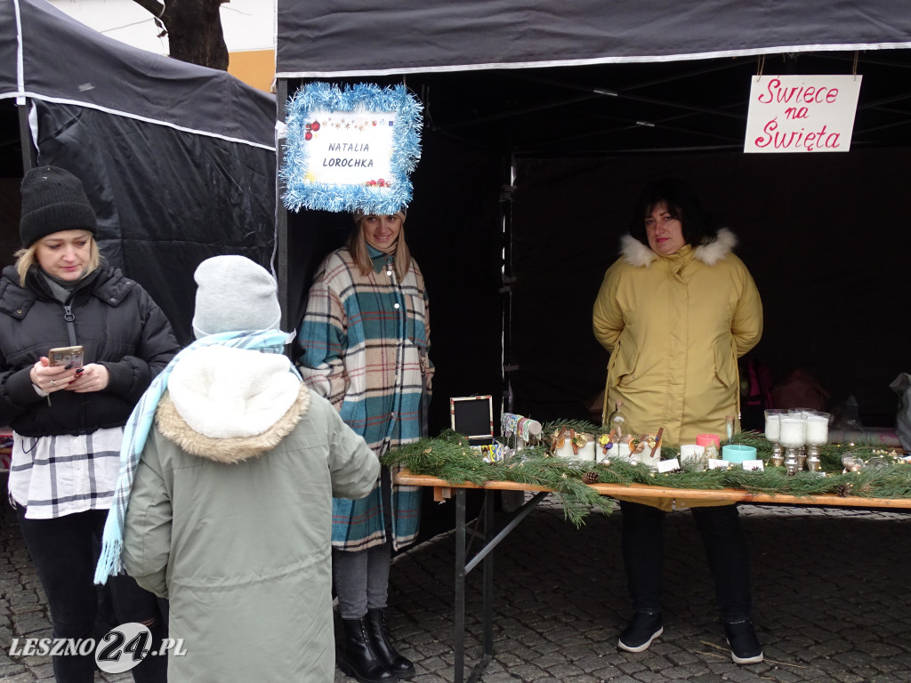 Ekstremalne Mikołajki z NGO w Lesznie